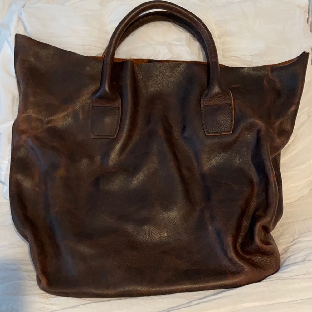 Genuine leather large tote/crossbody. Gorgeous!